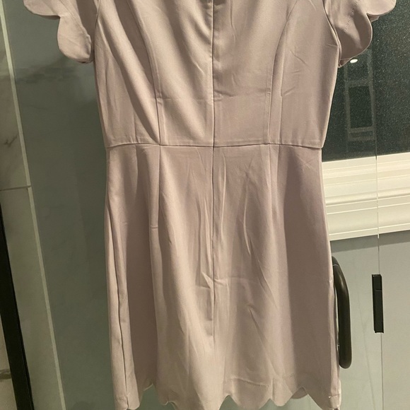 Scallop edged dress - Picture 7 of 7